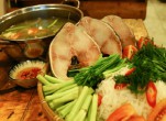Dịch vụ nấu ăn trọn gói qua Món lẩu cá Bớp nấu măng chua kiểu Thái